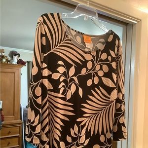 Ruby Rd. long sleeve floral top in size L. Colors are black with tan flowers.